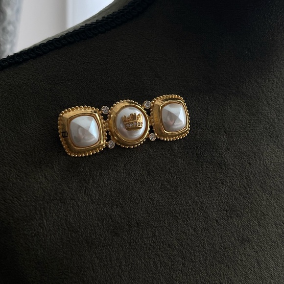 Vintage Fendi Crown Logo Faux Pearl Rhinestone Gold Bar Brooch Collectible